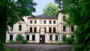 Dojo - Außenansicht